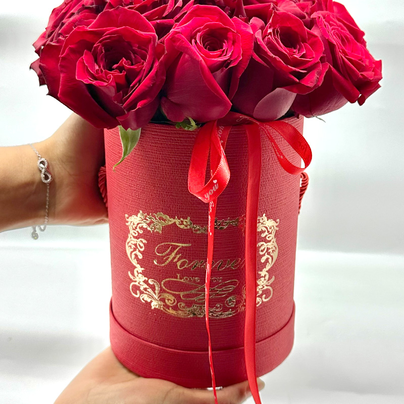 Rose Bouquet - Rounded Red Box