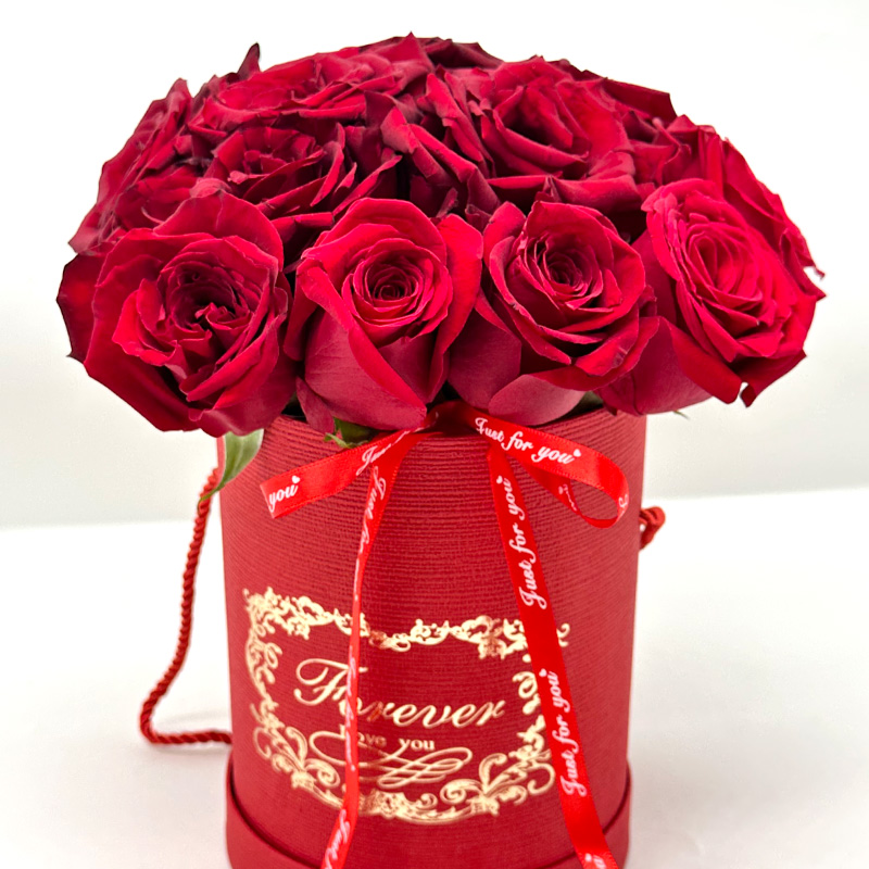 Rose Bouquet - Rounded Red Box