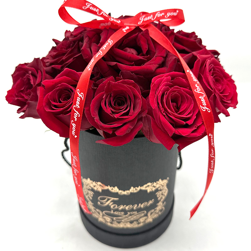 Rose Bouquet - Rounded Black Box
