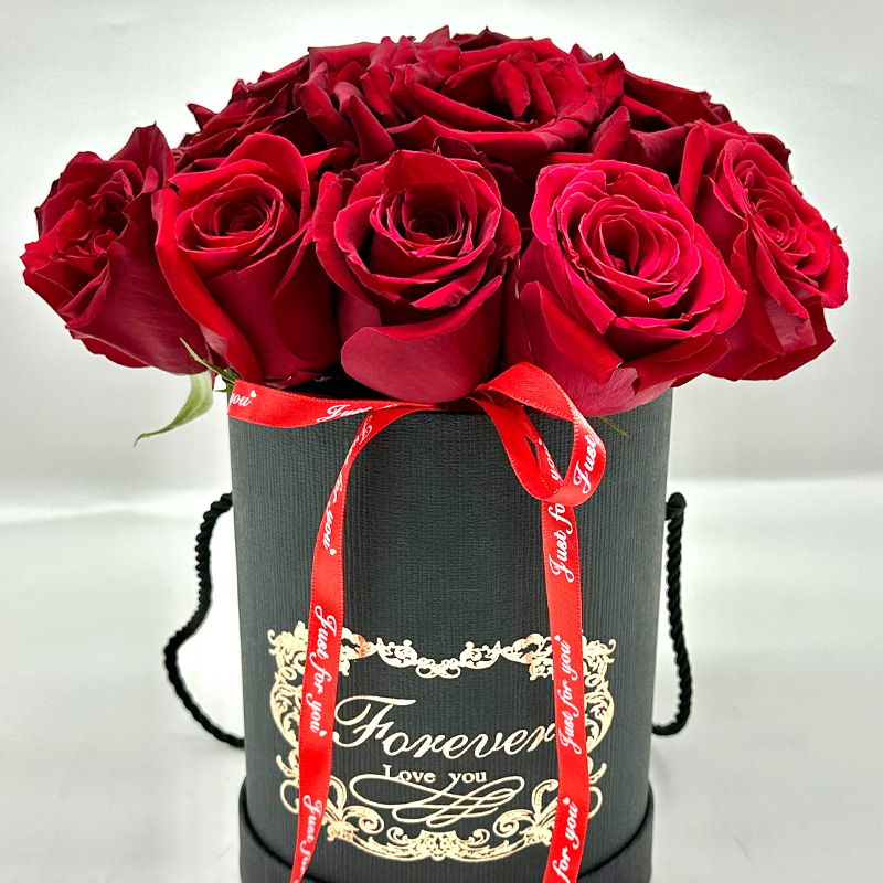 Rose Bouquet - Rounded Black Box