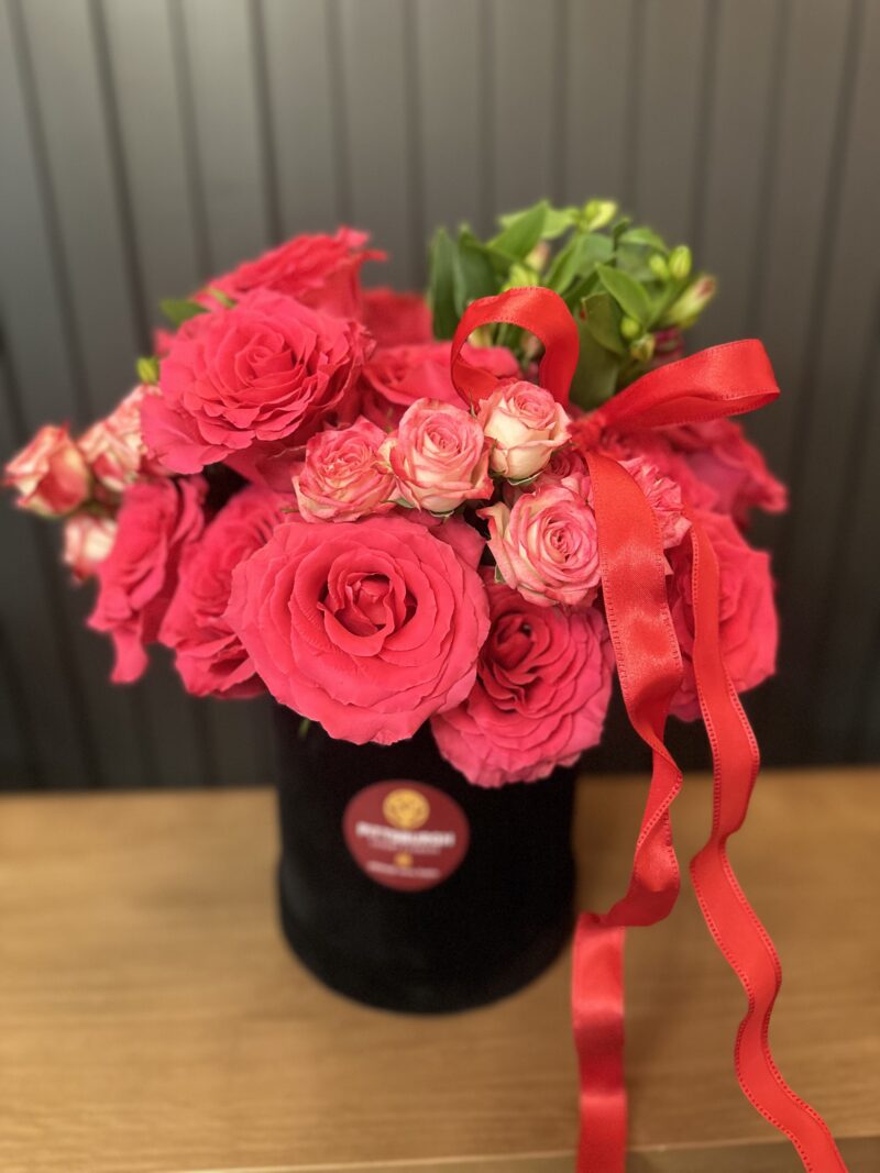 Premium Bouquet - Romance in Full Bloom