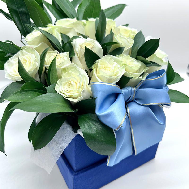 Men's Bloom Box Flower Bouquet