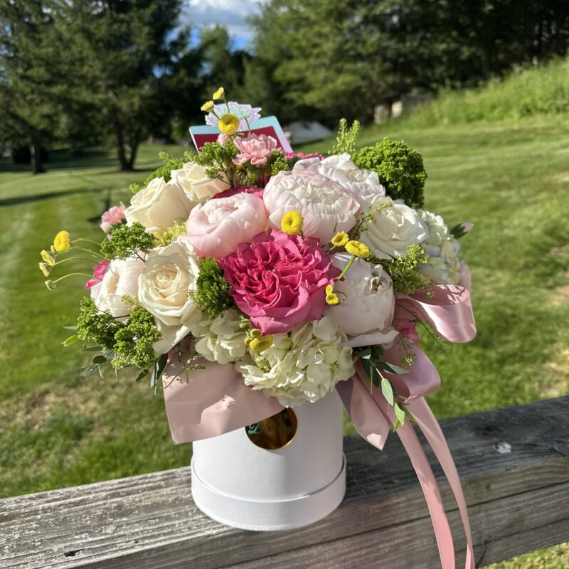 Premium Bouquet - Majestic Bloom