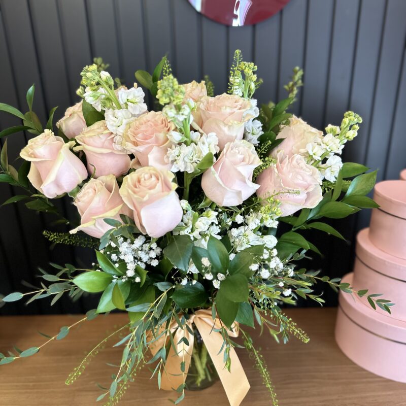 Premium Rose Vase bouquet
