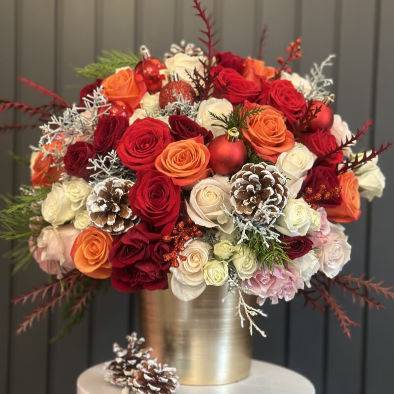 Winter Queen in Red Arrangement (XL)