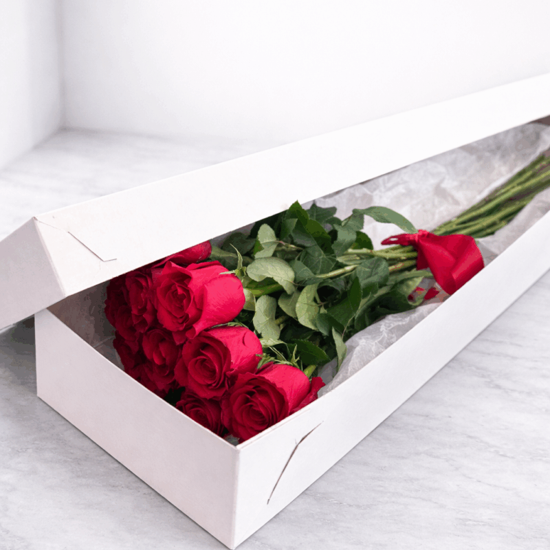 Elite box (Dozen premium roses)