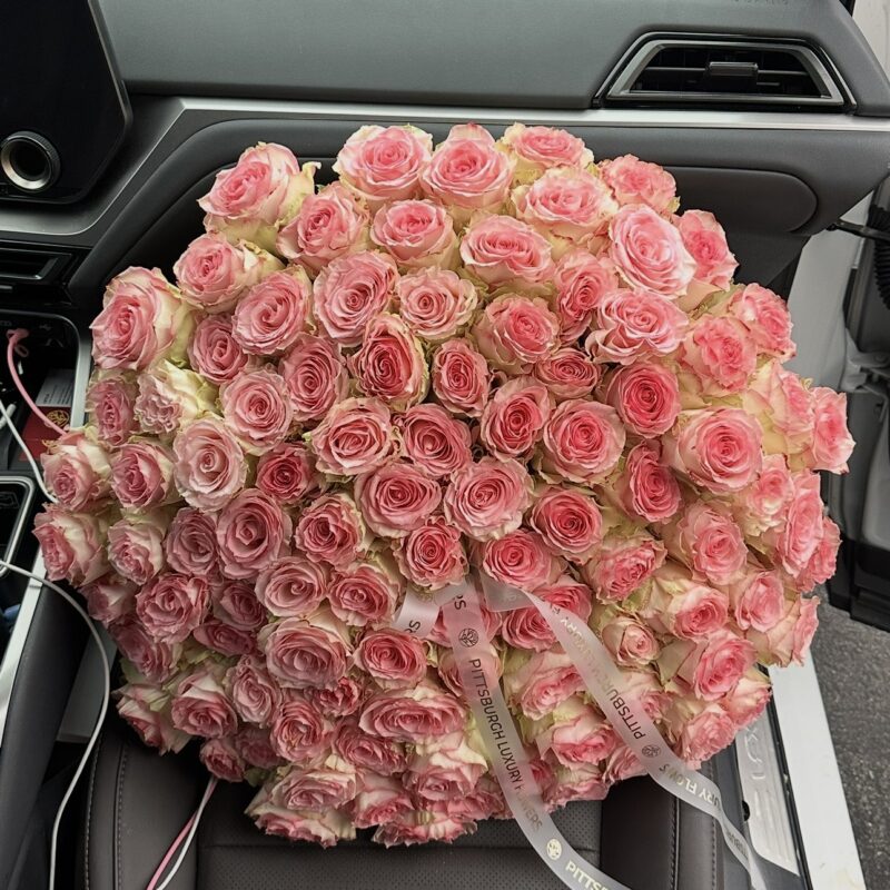 Pink Romance bouquet (100 roses)